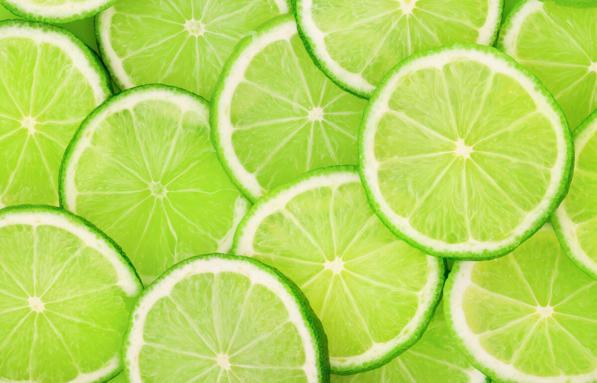 A pile of lime slices.
